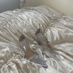 Good American heels size 8